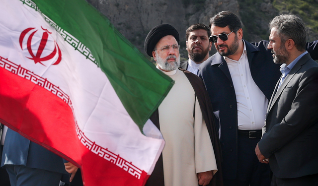 Helikopter kazasında ölen İran Cumhurbaşkanı Reisi, yarın Kum'da defnedilecek