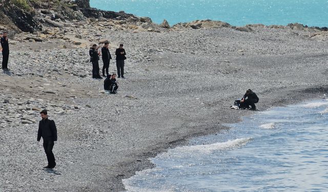 Zonguldak'ta sahile ceset vurdu