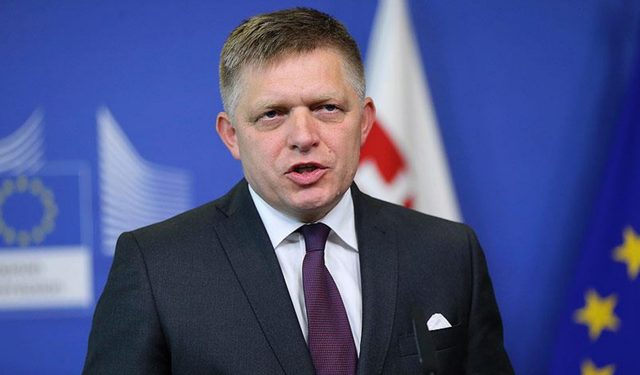 "Robo, buraya gel" dedi, Slovak Başbakan Robert Fico'ya 5 el ateş etti... İşte saldırının ayrıntıları