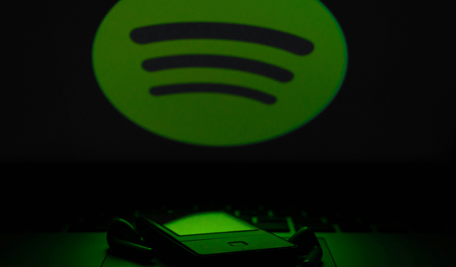 Spotify ücretsiz plana sınırlama getirdi