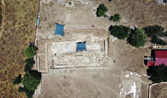 Diyarbakır'da bin 500 yıllık kilise kalıntısında fosil bulundu