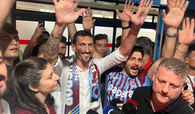 Stefan Savic'e Trabzon'da coşkulu karşılama