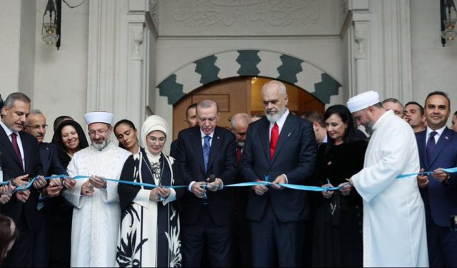 Emine Erdoğan'dan Namazgah Camii paylaşımı