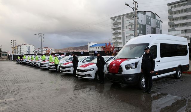 İçişleri Bakanlığınca Bitlis Emniyet Müdürlüğüne 12 yeni araç tahsis edildi