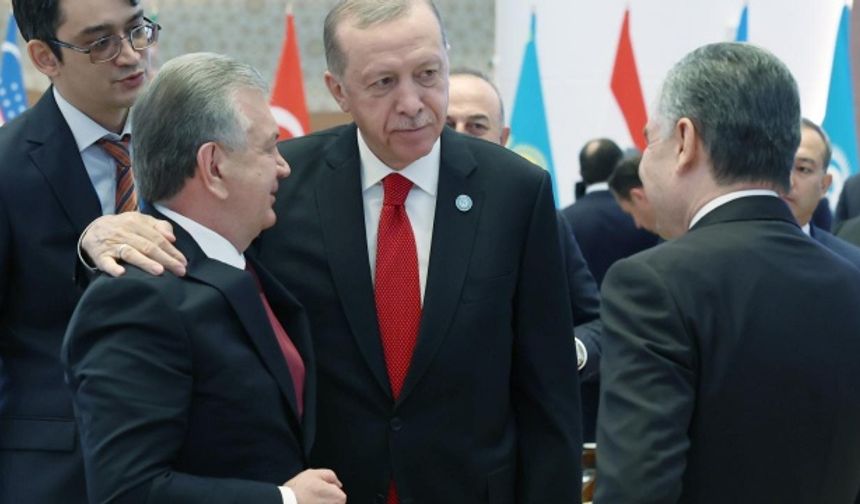 Türk devletleri zirvesinde samimi sohbet