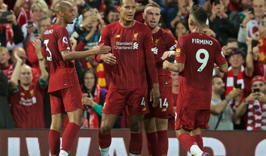 Son 2 sezonun şampiyonu Manchester City ise Norwich City ile karşılaştı ve 3-2 yenildi. Pep Guardiola ve ekibi, 5 haftada 1 yenilgi ve 1 beraberlik aldı ve 10 puanda kaldı. Böylece Liverpool, en yakın rakibine ilk 5 hafta sonunda 5 puan fark attı.Premier Lig tarihinde ilk 5 haftanın sonunda atılan en büyük puan farkı 5 oldu. Kırmızılar, bu farkla tarihe geçmeyi başardı. 

Newcastle United karşılaşmasının ardından basın toplantısında açıklamalar yapan teknik direktör Klopp, oyunu 1-0&#039;dan çevirmelerinin abartılmaması gerektiğini söyledi ve devam etti: &quot;Beni aşırı memnun eden bir şey değil çünkü işimiz bu. Sadece hayatımızın en güzel gününde oynayacak değiliz. Sıradan bir gün olsa bile oynamalı ve kazanmalısınız. Bu maçtan ders çıkarmalıyız, olması gereken bu. Milli aralardan sonraki en büyük zorluk, ortak bir ritim tutturmaktır. Bunu birçok kez yapmak zorunda kaldık, bu maçta daha uzun zamana ihtiyacımız vardı. Yenilgiyi kabul etmediğimiz sürece sorun yok; çünkü her zaman maçı çevirme şansı vardır.”