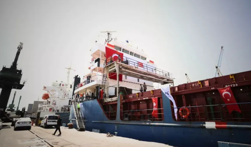"Türkiye-Katar Gazze İyilik Gemisi" Mersin Limanı'ndan yola çıkıyor