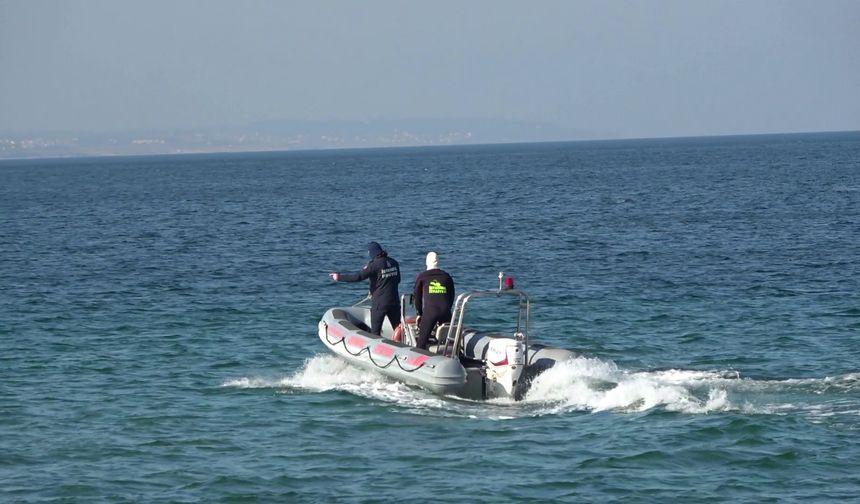 Şile'de batan teknede kaybolan balıkçıyı arama çalışmalarında 6'ncı gün